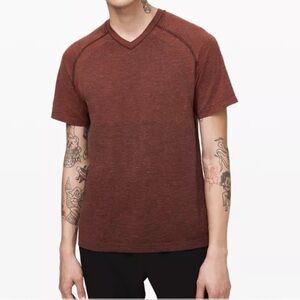 Lululemon Metal Vent Tech Short Sleeve V-Neck Shirt 2.0 Medium